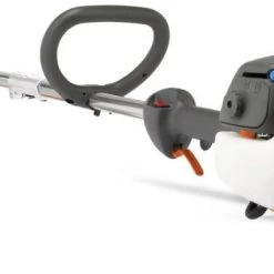 Husqvarna Trimmers & Edgers 128CD 28-cc 2-Cycle 17-in Curved Shaft Gas String Trimmer with Attachment Capable