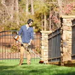 Husqvarna Trimmers & Edgers 128LD 28-cc 2-Cycle 17-in Straight Shaft Gas String Trimmer with Attachment Capable -Outdoor Tools & Equipment Fashion Store 03787135