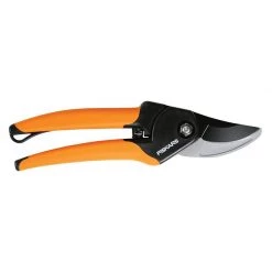 Fiskars Lawn & Garden Hand Tools Carbon Steel Bypass Hand Pruner with Standard Handle