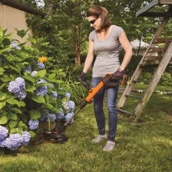 BLACK+DECKER Trimmers & Edgers EASYFEED 20-Volt Max 12-in Straight Cordless String Trimmer with Edger Capable (Battery Included) -Outdoor Tools & Equipment Fashion Store 05245989