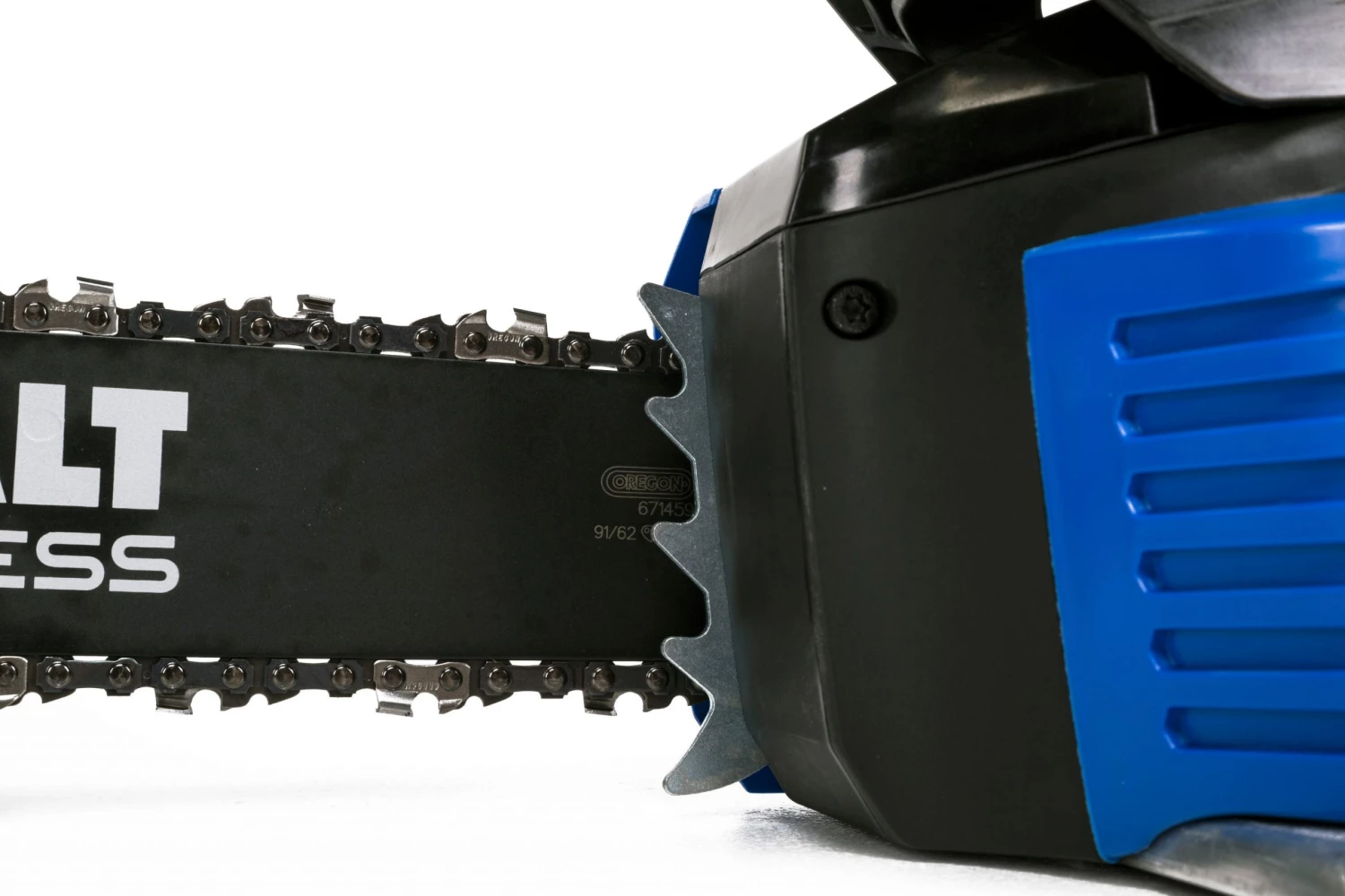 Kobalt Cordless Electric Chainsaws 80-volt Max 18-in Brushless Cordless Electric Chainsaw 2 Ah (Battery & Charger Included) 6 Kobalt Cordless Electric Chainsaws 80-volt Max 18-in Brushless Cordless Electric Chainsaw 2 Ah (Battery & Charger Included) - Image 6