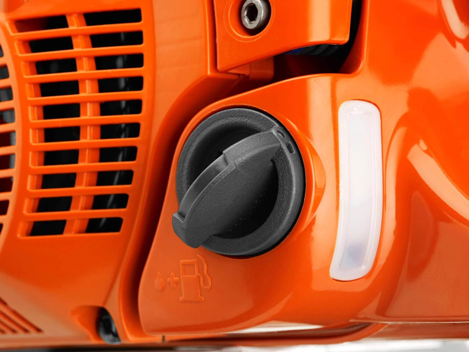 Husqvarna Chainsaws & Pole Saws Husqvarna 440 18-in 40.9-cc 2-Cycle Gas Chainsaw 10 Husqvarna Chainsaws & Pole Saws Husqvarna 440 18-in 40.9-cc 2-Cycle Gas Chainsaw - Image 10