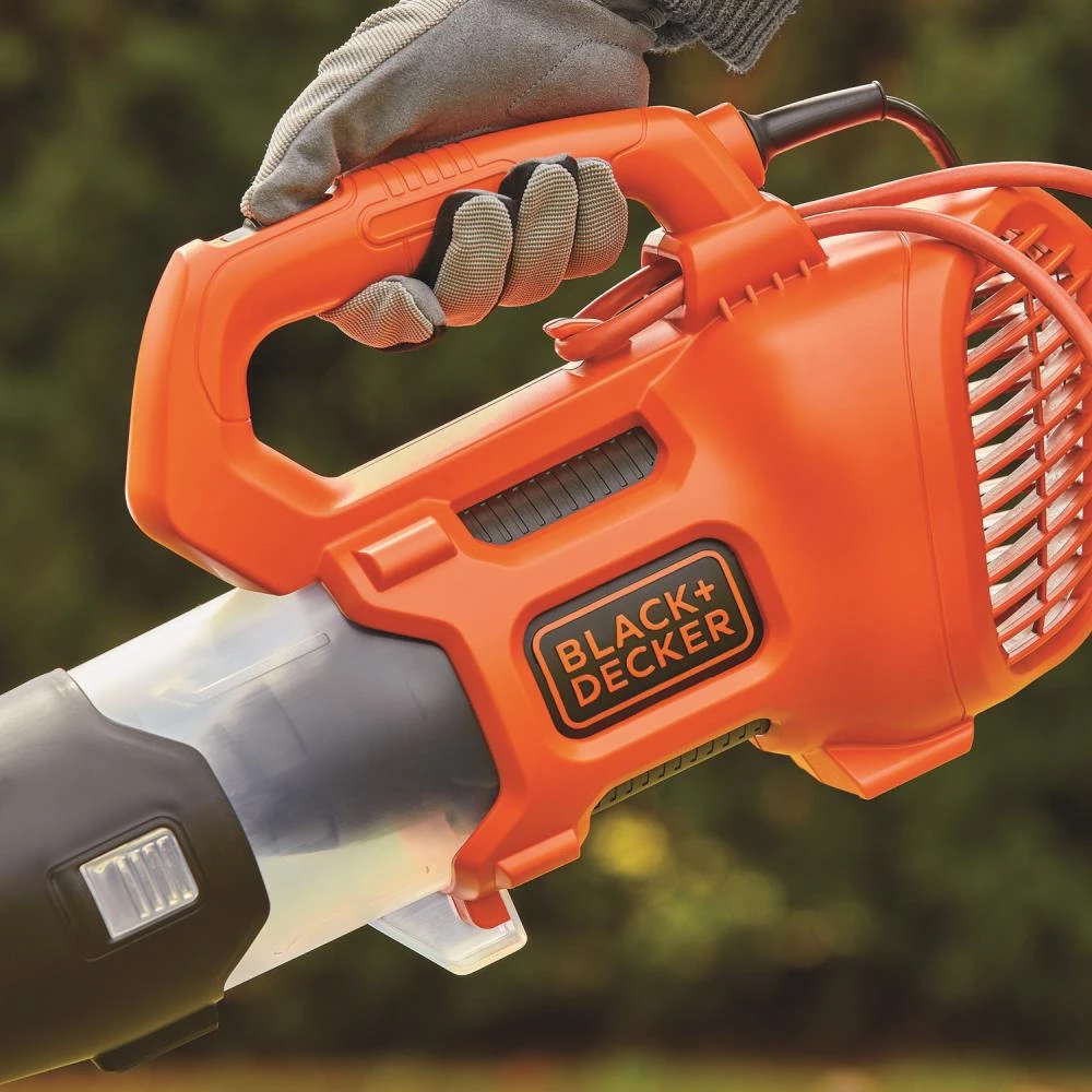 BLACK+DECKER Leaf Blowers 9-Amp 450-CFM 140-MPH Corded Electric Leaf Blower 4 BLACK+DECKER Leaf Blowers 9-Amp 450-CFM 140-MPH Corded Electric Leaf Blower - Image 4