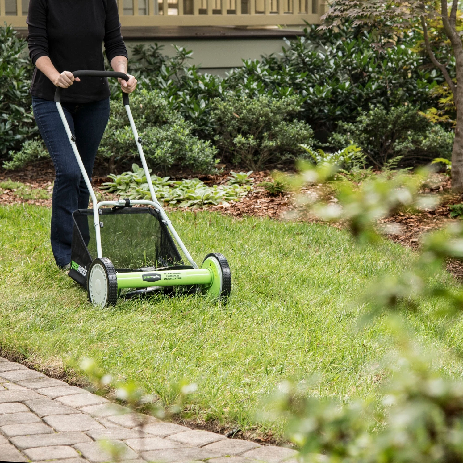 Greenworks Lawn Mowers 16-in 5 Reel Lawn Mower 9 Greenworks Lawn Mowers 16-in 5 Reel Lawn Mower - Image 9