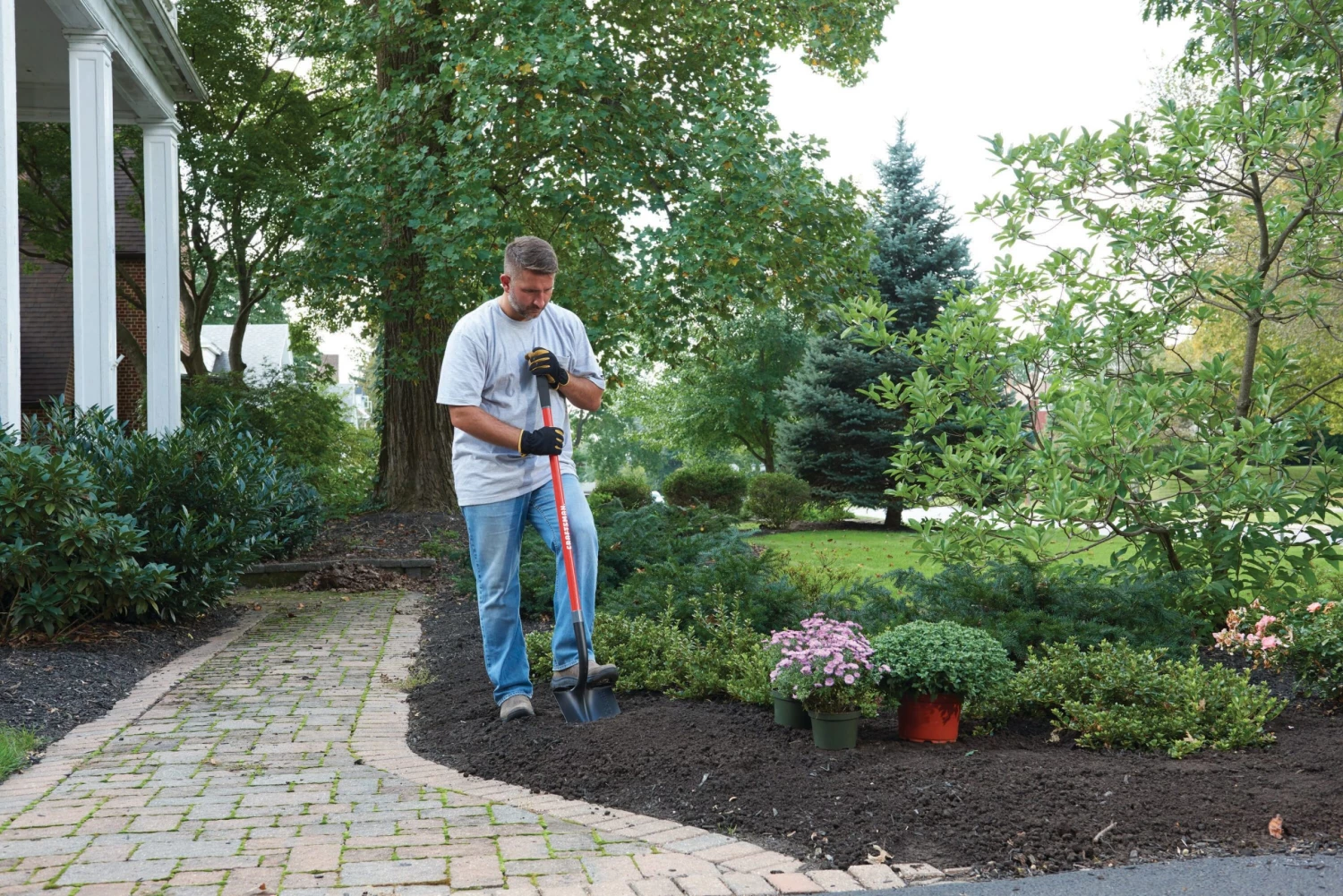 CRAFTSMAN Lawn & Garden Hand Tools 55-in Fiberglass Handle Digging Shovel 5 CRAFTSMAN Lawn & Garden Hand Tools 55-in Fiberglass Handle Digging Shovel - Image 5