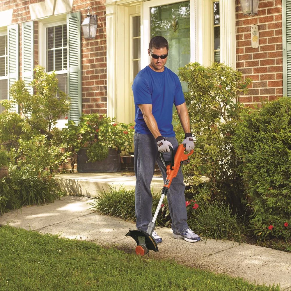 BLACK+DECKER Trimmers & Edgers 20-Volt Max 12-in Straight Cordless String Trimmer with Edger Capable (Battery Included) 10 BLACK+DECKER Trimmers & Edgers 20-Volt Max 12-in Straight Cordless String Trimmer with Edger Capable (Battery Included) - Image 10