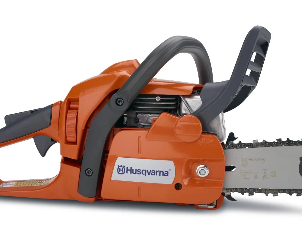 Husqvarna Chainsaws & Pole Saws 435e 16-in 40.9-cc 2-Cycle Gas Chainsaw 11 Husqvarna Chainsaws & Pole Saws 435e 16-in 40.9-cc 2-Cycle Gas Chainsaw - Image 11
