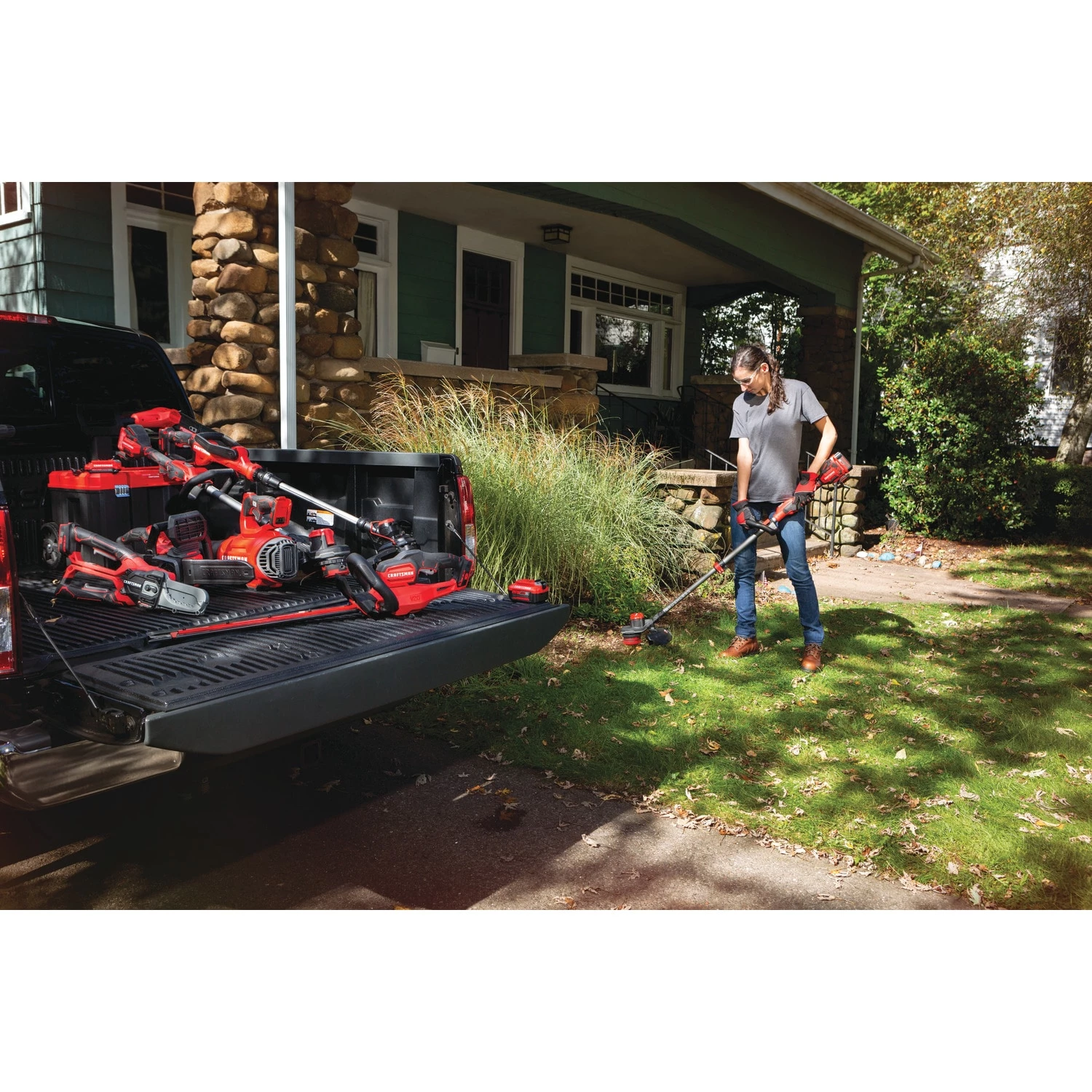 CRAFTSMAN Chainsaws & Pole Saws V20 20-volt Max 12-in Cordless Electric Chainsaw 4 Ah (Battery & Charger Included) 15 CRAFTSMAN Chainsaws & Pole Saws V20 20-volt Max 12-in Cordless Electric Chainsaw 4 Ah (Battery & Charger Included) - Image 15